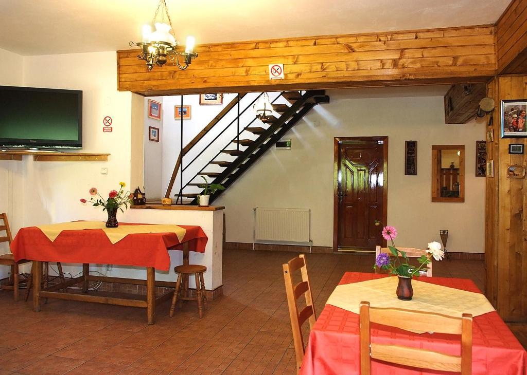 Vila Sucu Hotel Poiana Marului  Luaran gambar